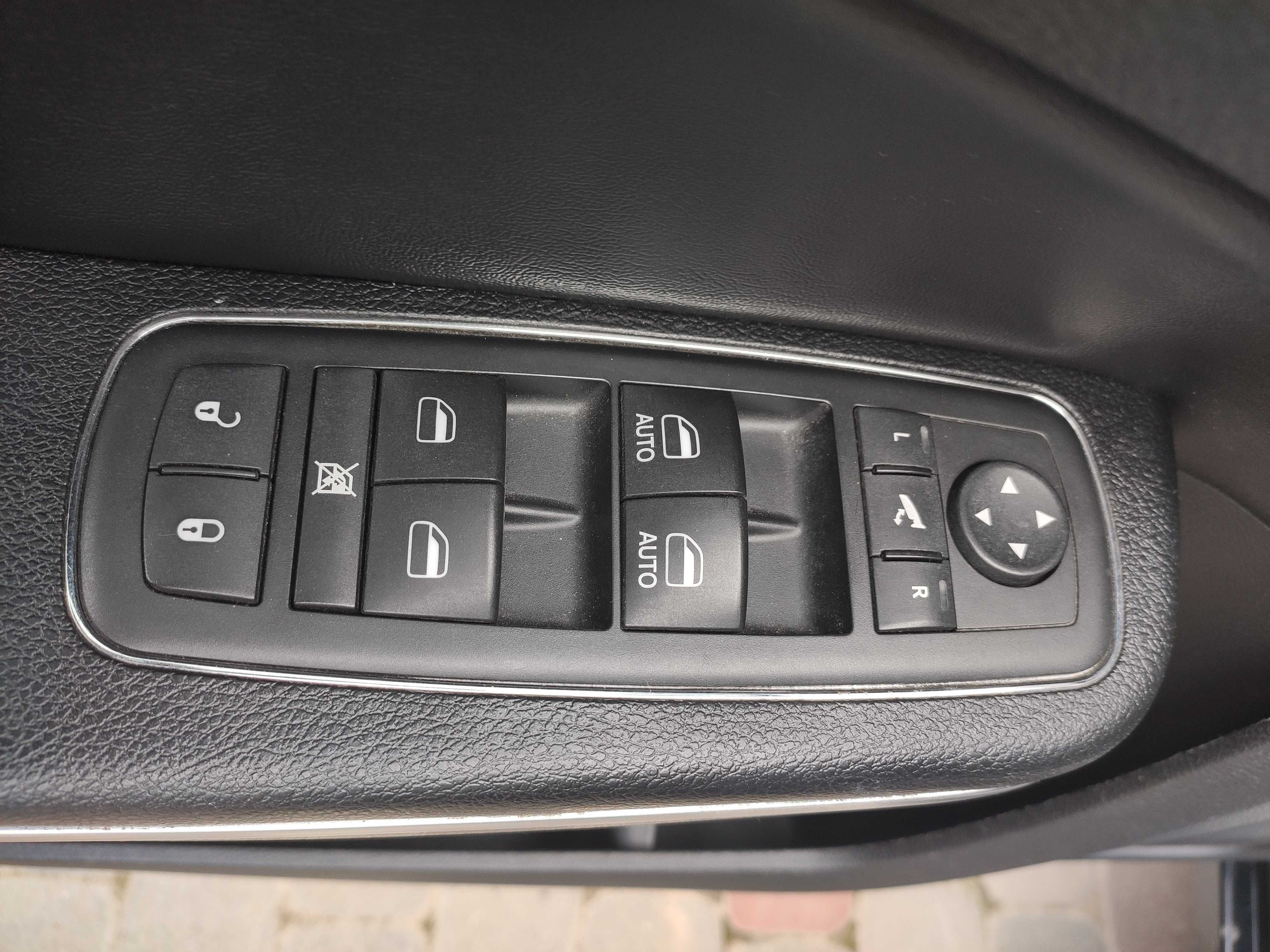Chrysler 300C 2012 Diesel 3.0