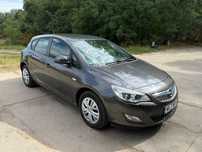 Opel Astra Opel Astra J - niski przebieg 136000 km