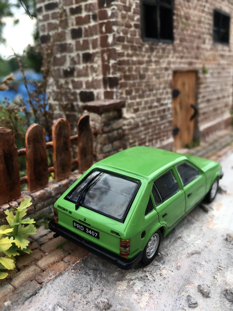 Czasopismo-OPEL KADETT D-auta PRL,model,autka,kolekcja