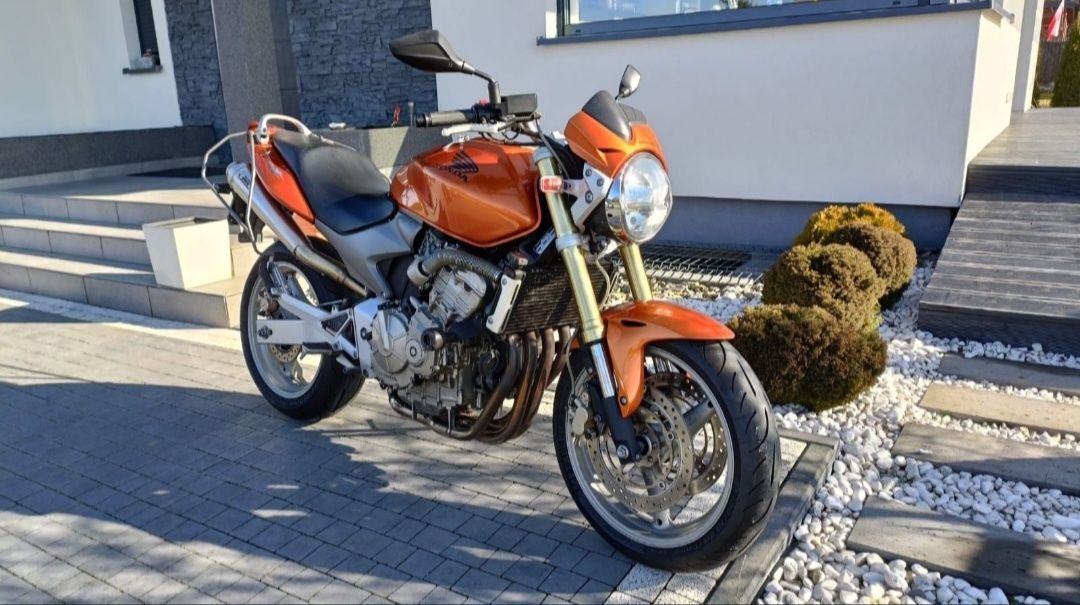 Honda hornet 600 '05 rok prosto z włoch bezwypadkowa faktura transport