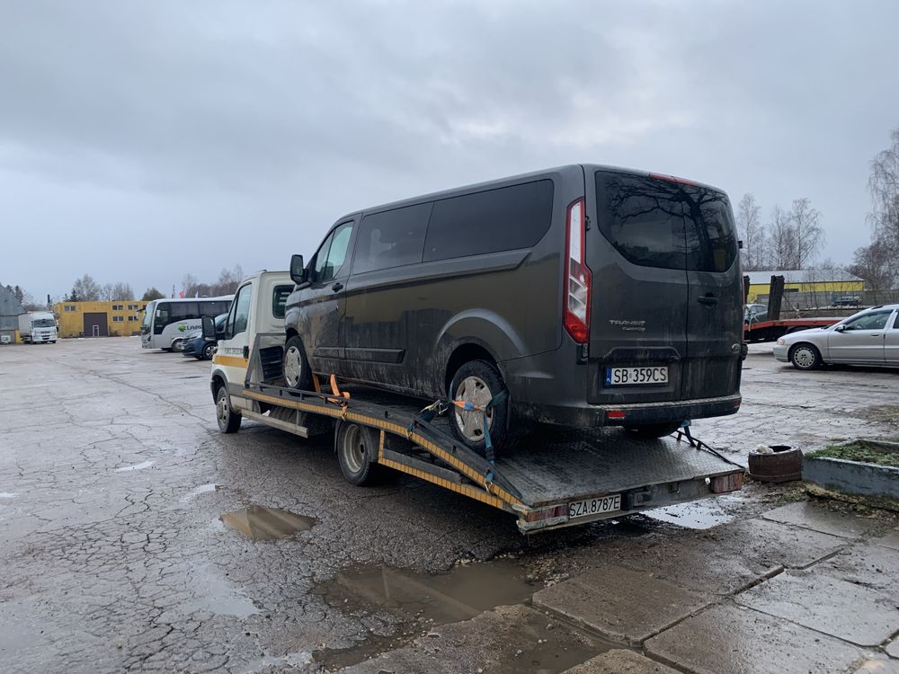 usługi transportowe auto laweta autolaweta pomoc drogowa