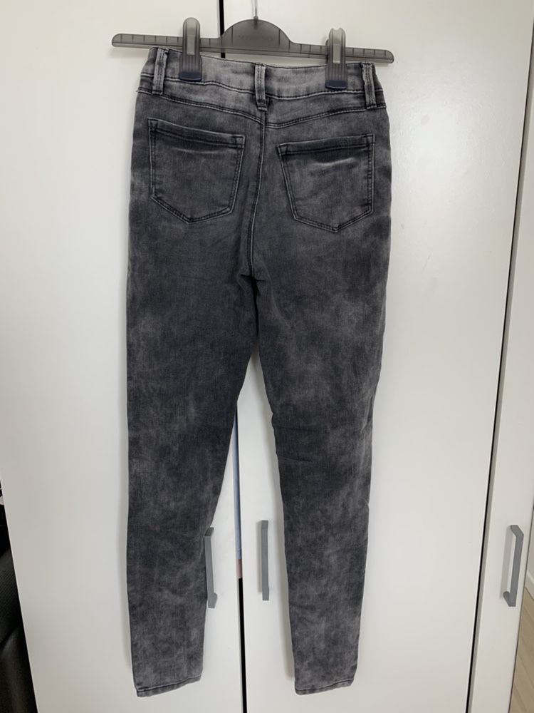 Jeansy jeans spodnie 34/XS szare tk maxx