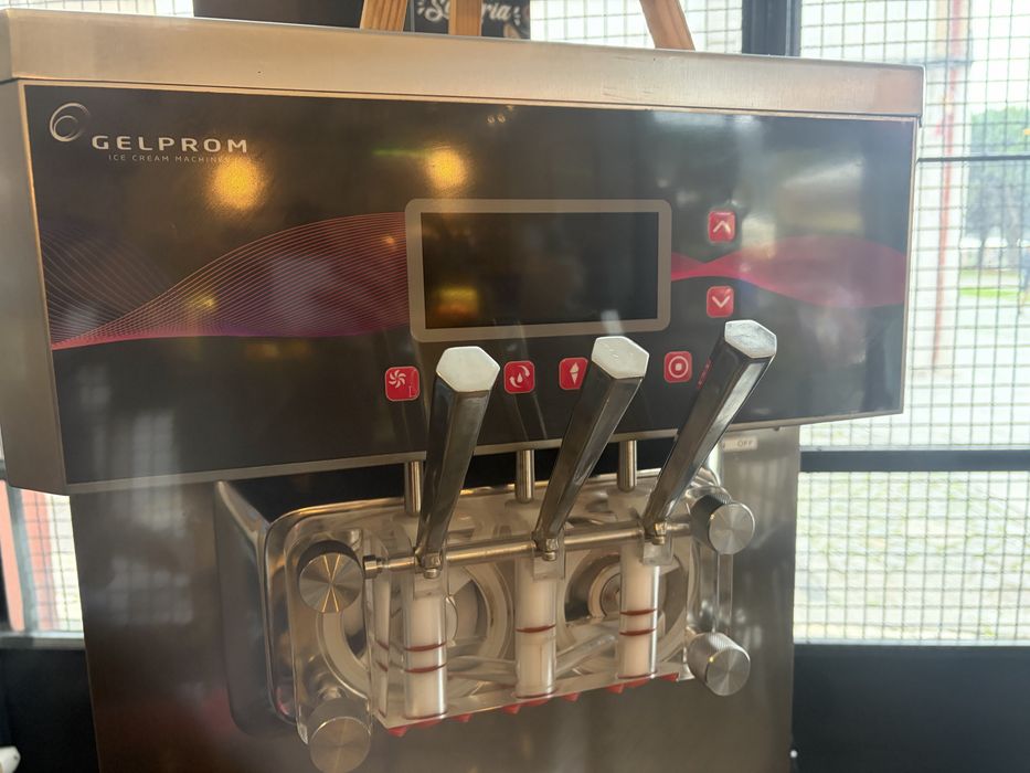 Maquina Gelados GELPROM