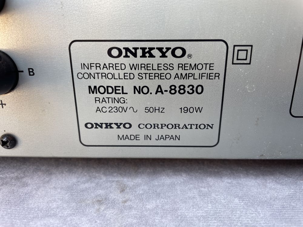 Стерео підсилювач ONKYO A-8830.Made in Japan!