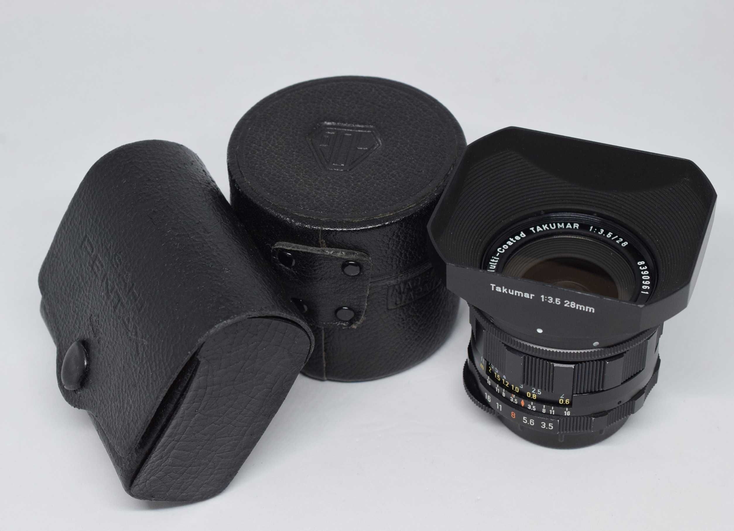 Pentax ES Spotmatic + Takumar SMC 28mm f3.5 50mm f1.4 135mm f2.5 M42