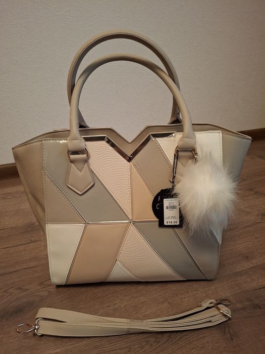 Продам жіночу сумку Primark.