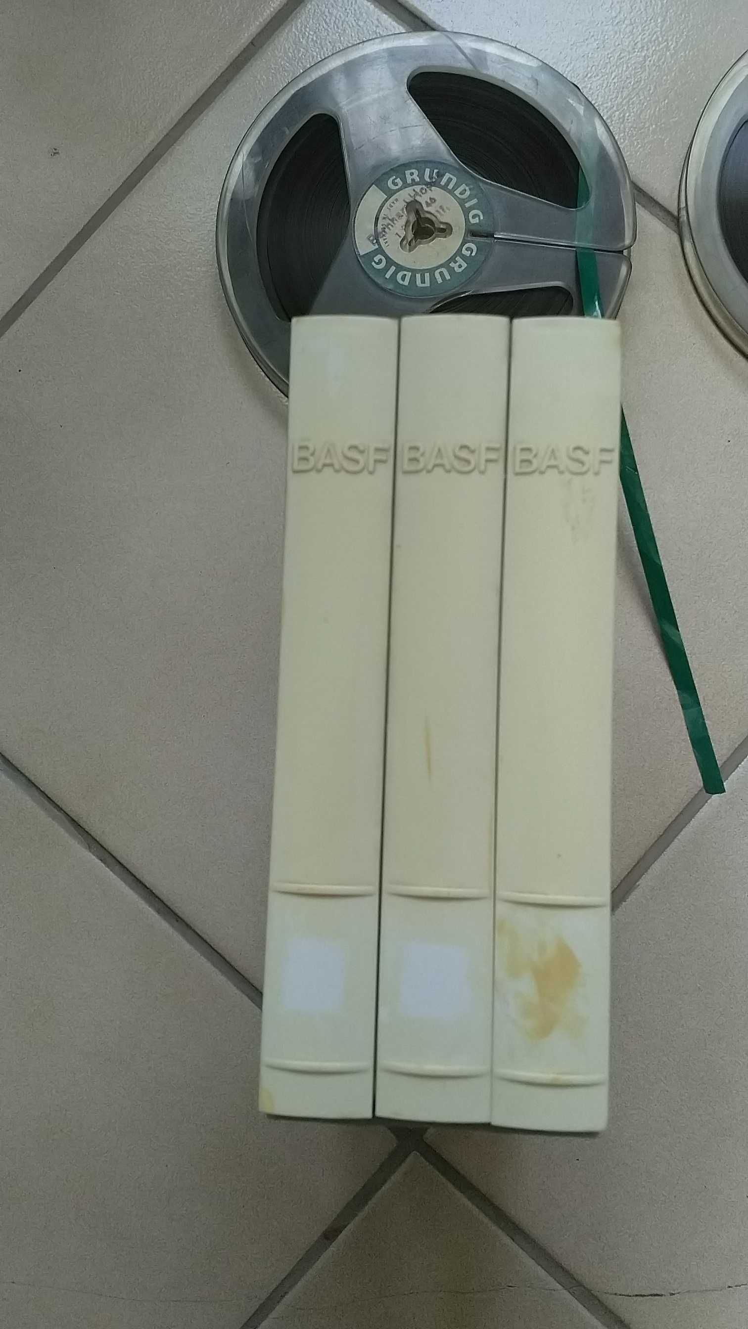 magnetofon szpulowy Unitra ZRK ZK 140 i 3 taśmy w pudełku BASF
