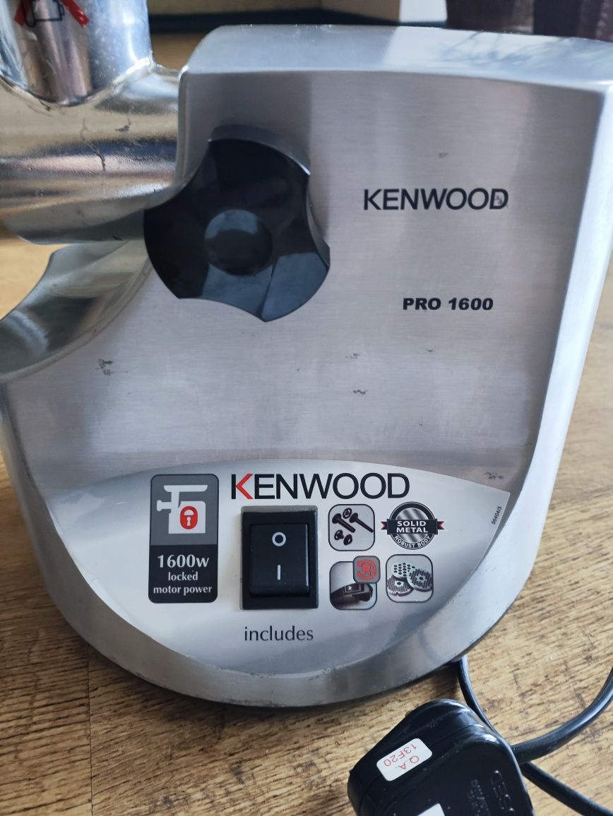 М'ясорубка Kenwood Pro 1600 MG 510