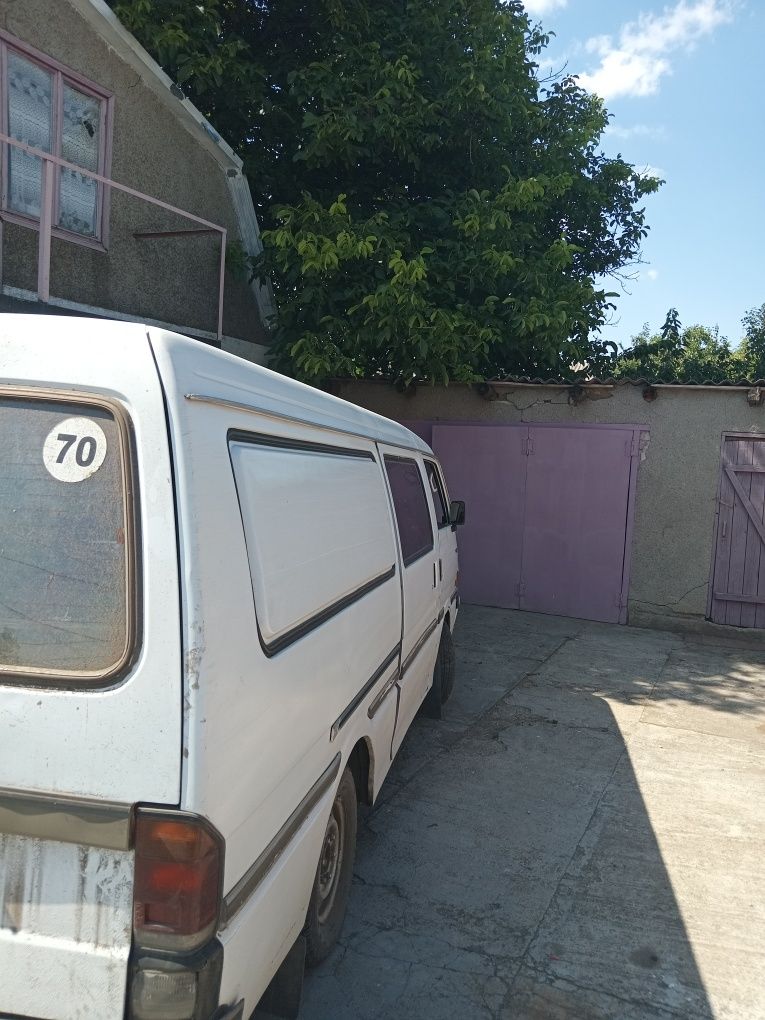Срочно продам мазда
