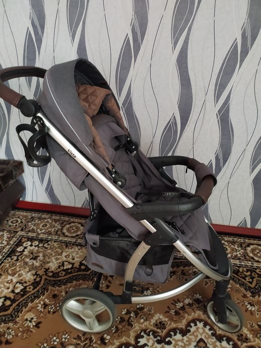 Продам коляску carrello vista
