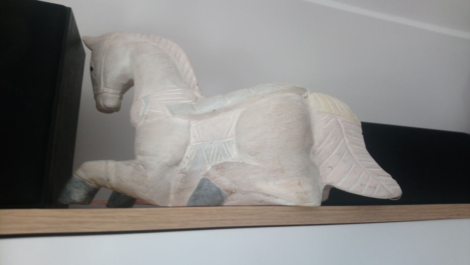 Koń rzeźba drewno Antyk