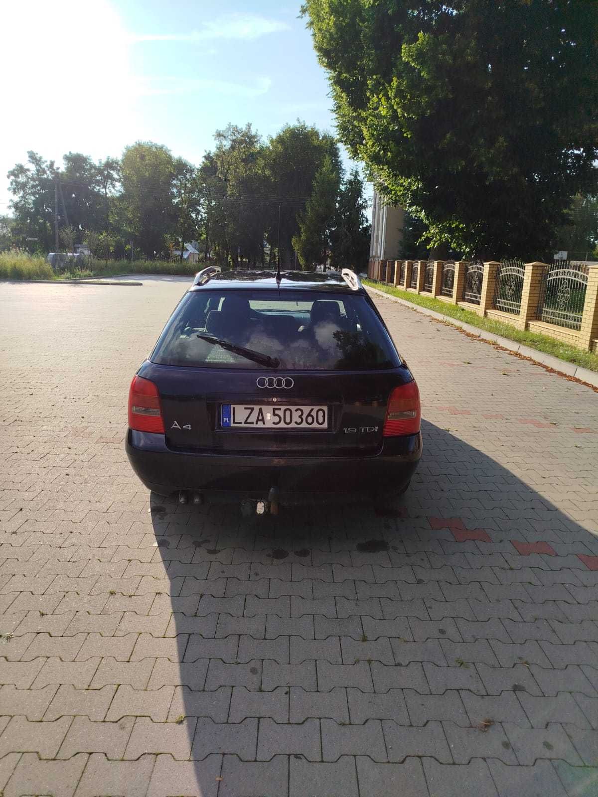 Audi a4 1.9 TDI 2000 rok