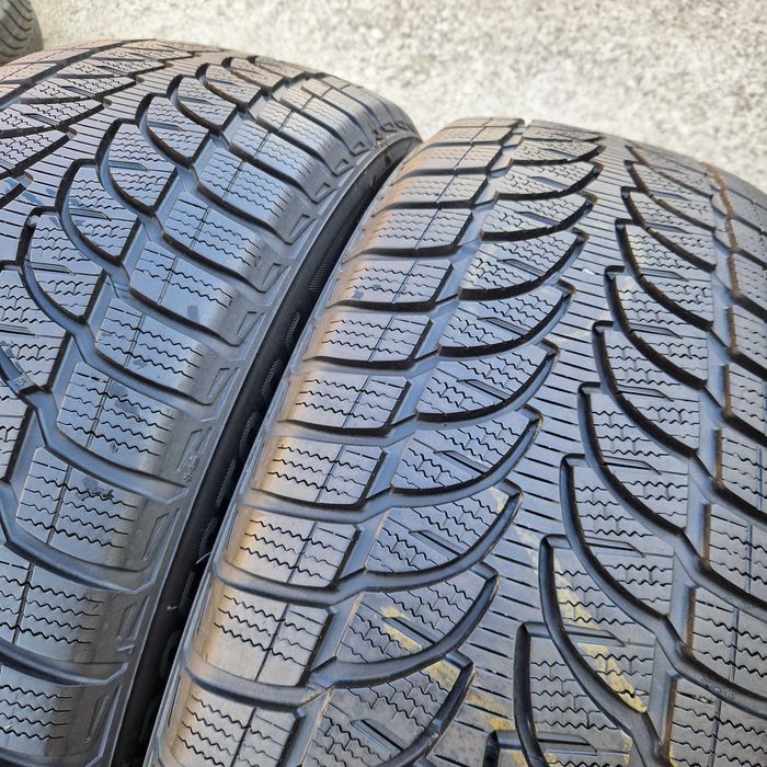 Зимові шини, резина 235 55 R19 Bridgestone (Бріджестон) 4шт.