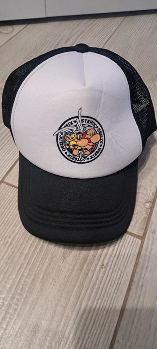 Czapka z daszkiem tracker