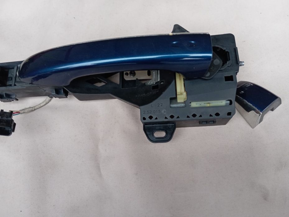 Klamka zewnętrzna zamek drzwi lewy przód Renault Scenic IV 4 halogen