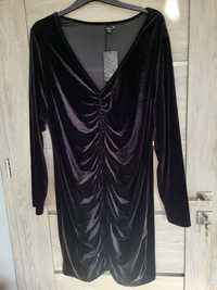 Sukienka czarna marszczona zamszowa  4XL