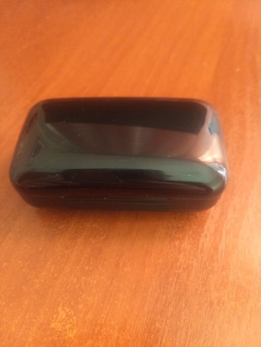 новые беспроводные наушники TWS