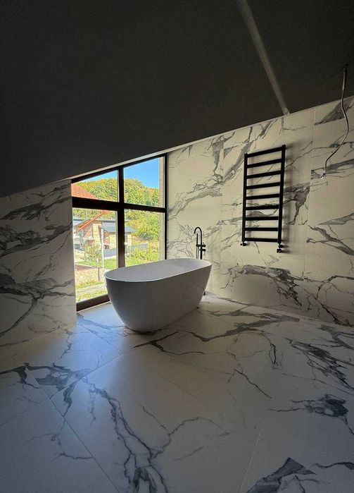 Продаж розкішного  будинку в Брюховичах з завершеним ремонтом