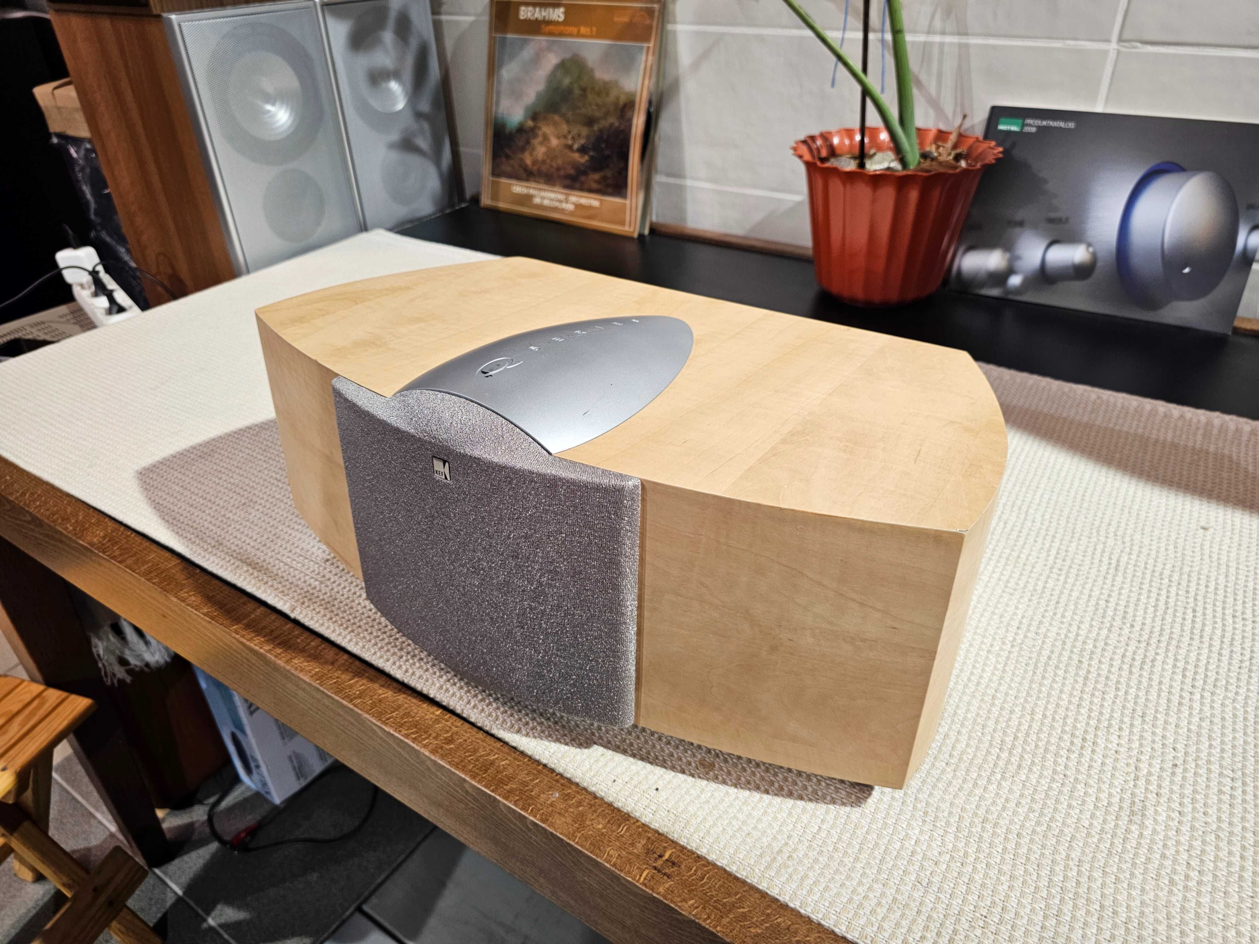 KEF Q9c Center Channel Speaker
