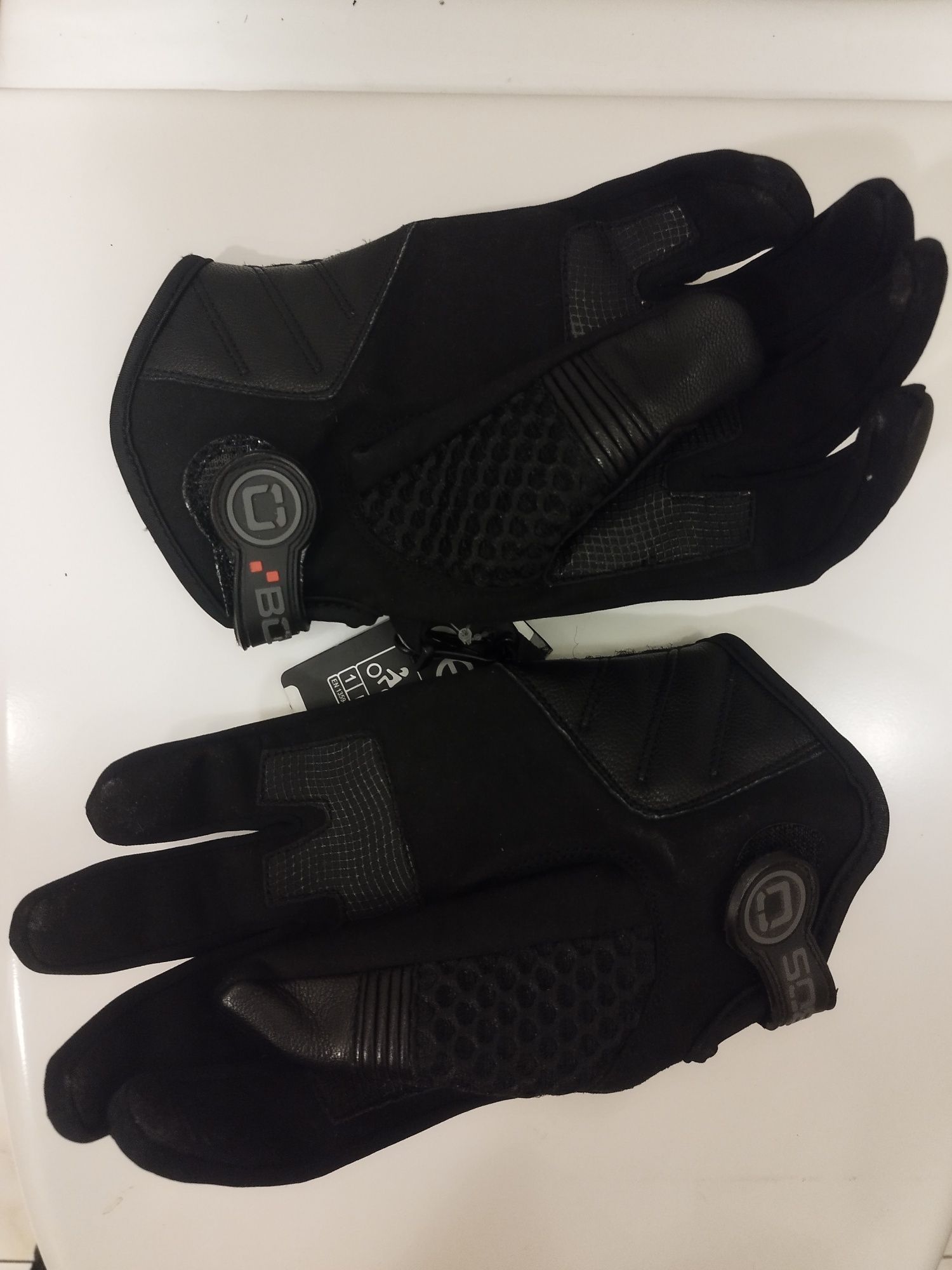 Luvas de mota com protecção