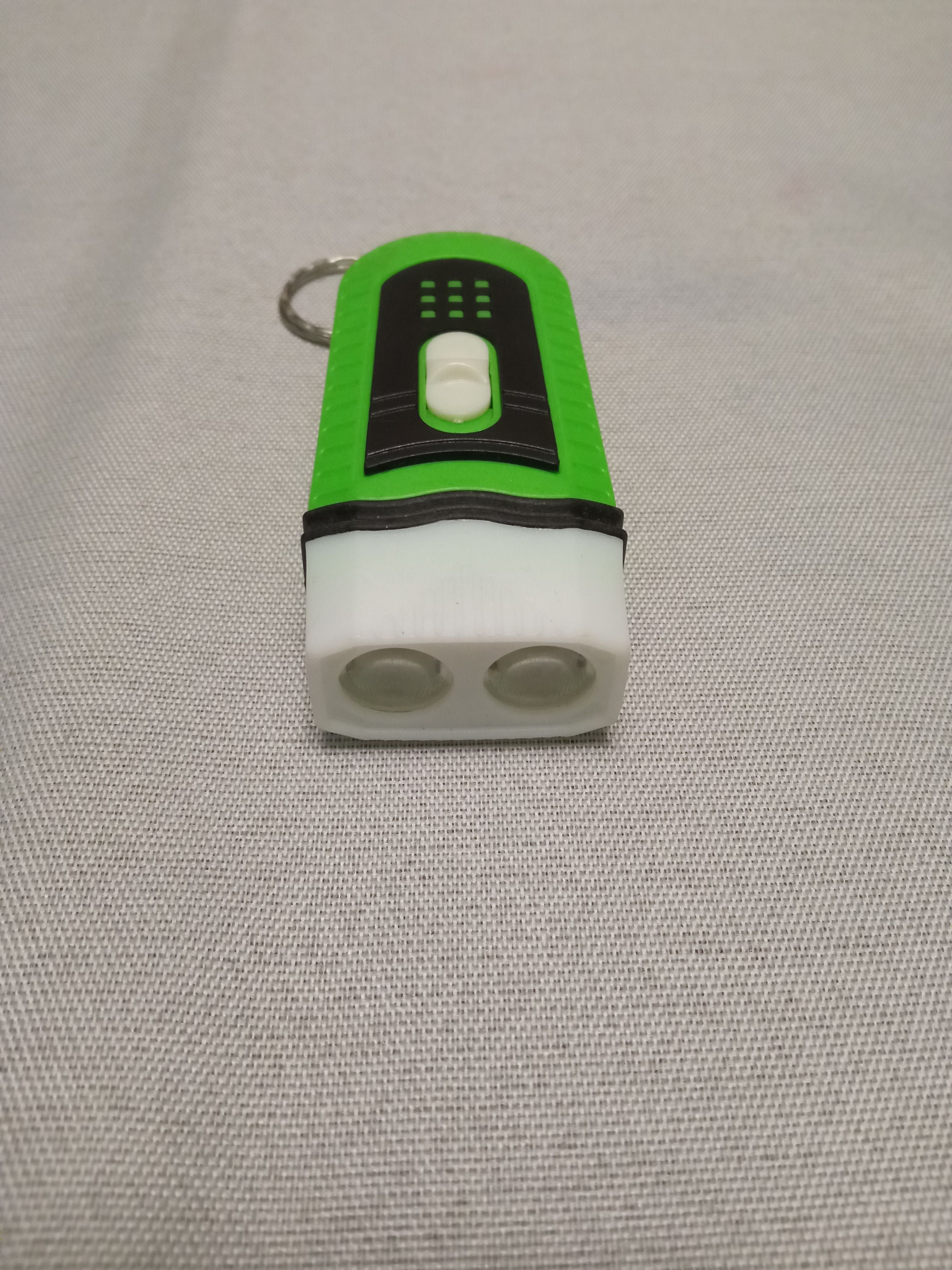 Mini latarka - podręczna - brelok - zielona