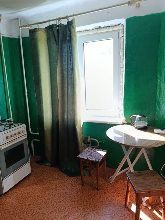 Продам 3-х кімнатну квартиру у центрі Чугуїва