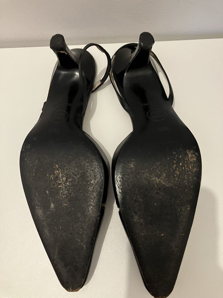 Sapatos CHANEL Vintage Preto e Branco