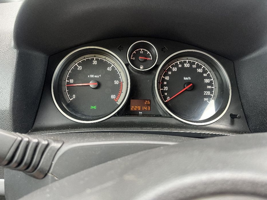 Продам  Opel Zefira
