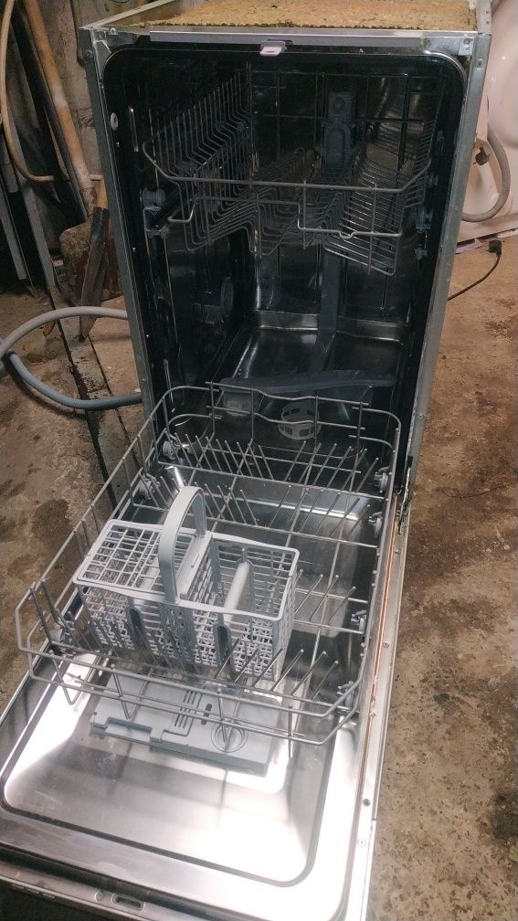 Посудомоечная машина HOTPOINT-ARISTON LSTF 7B019 EU