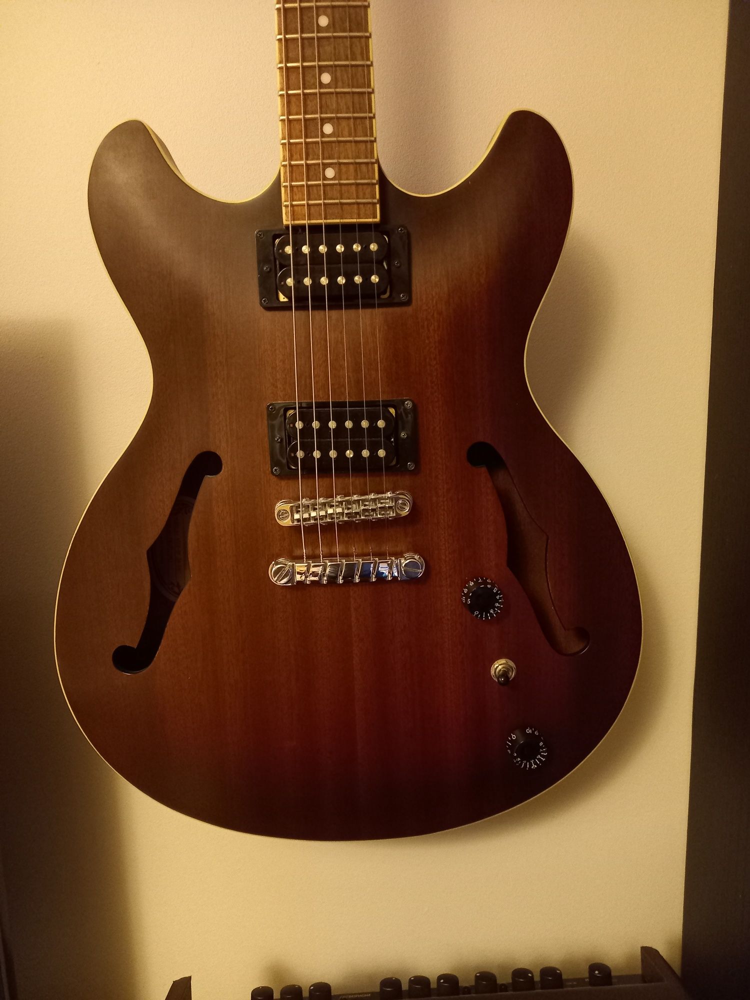 Ibanez AS53 gitara elektryczna semi-hollow