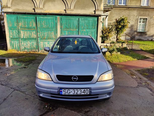 Opel Astra II 1.6 100km