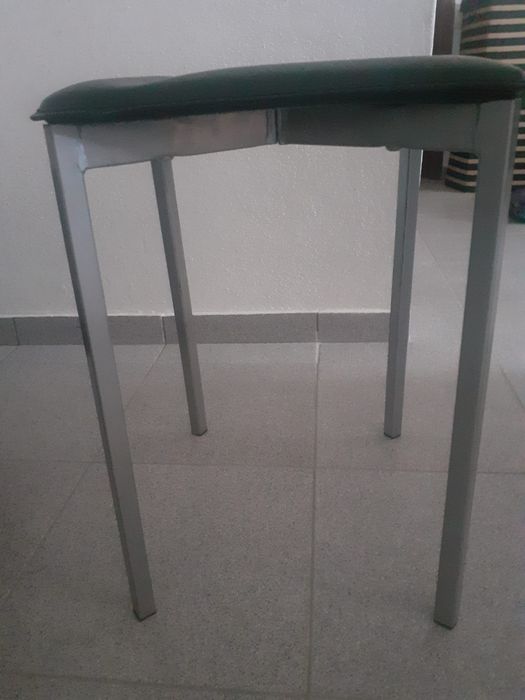 Banco de Cozinha PORTUS 44x46x36 cm