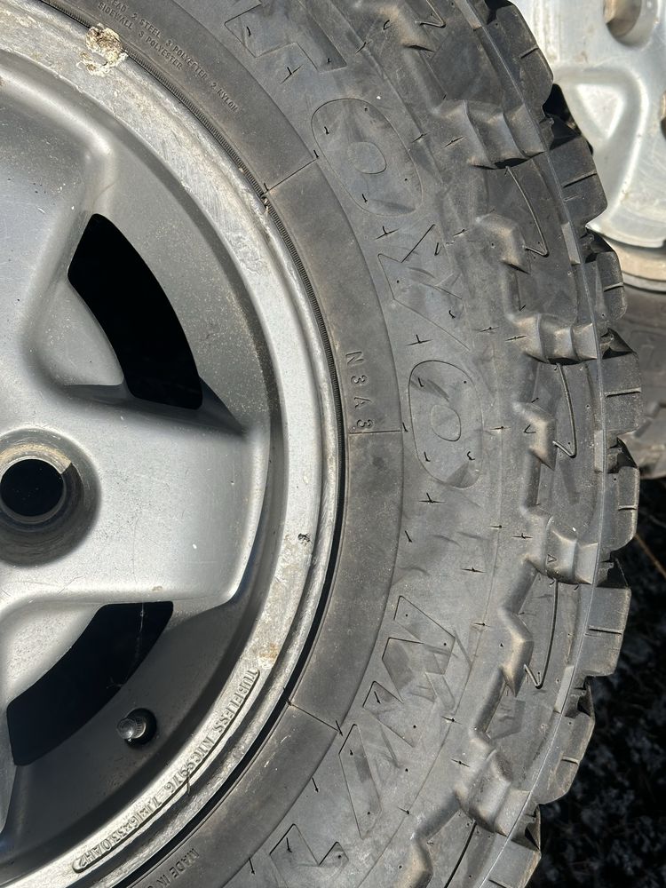 Toyo MT 245/75/16