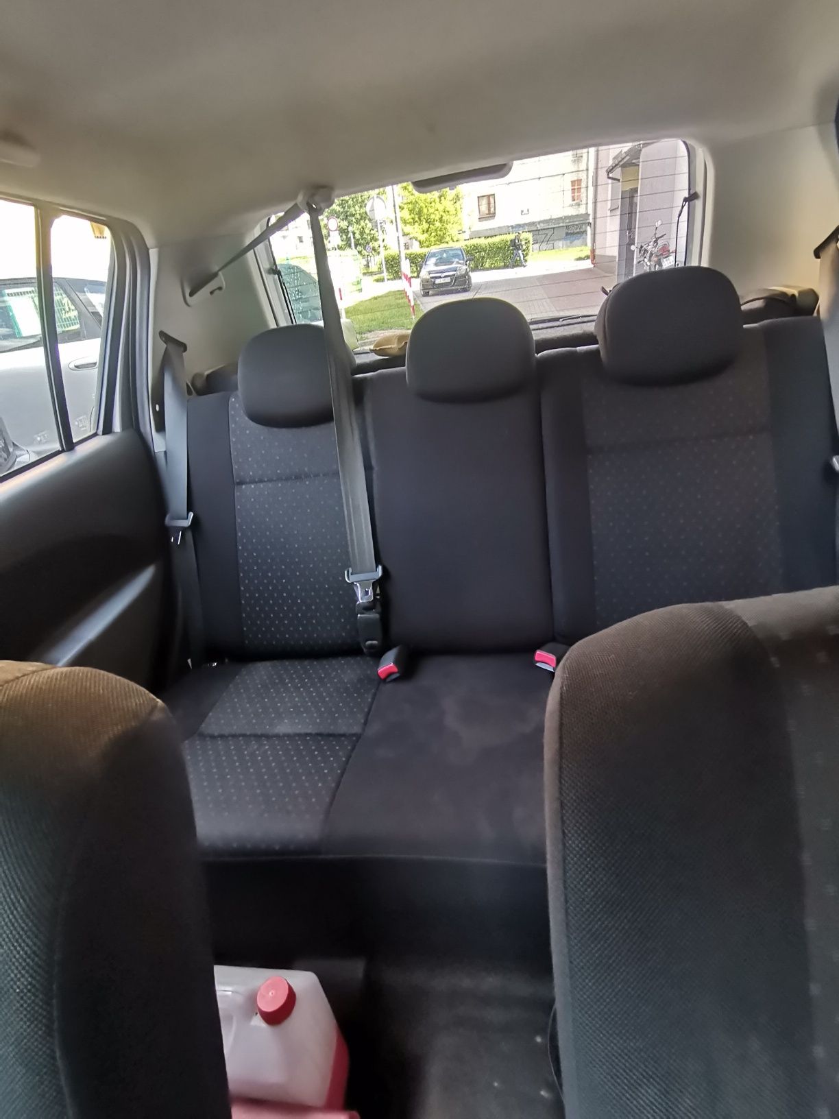 Daihatsu Sirion 1.0