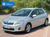 Toyota Auris 1.8 hybryda kamera cofania WEBASTO bluetooth grzane fotele Wrocław
