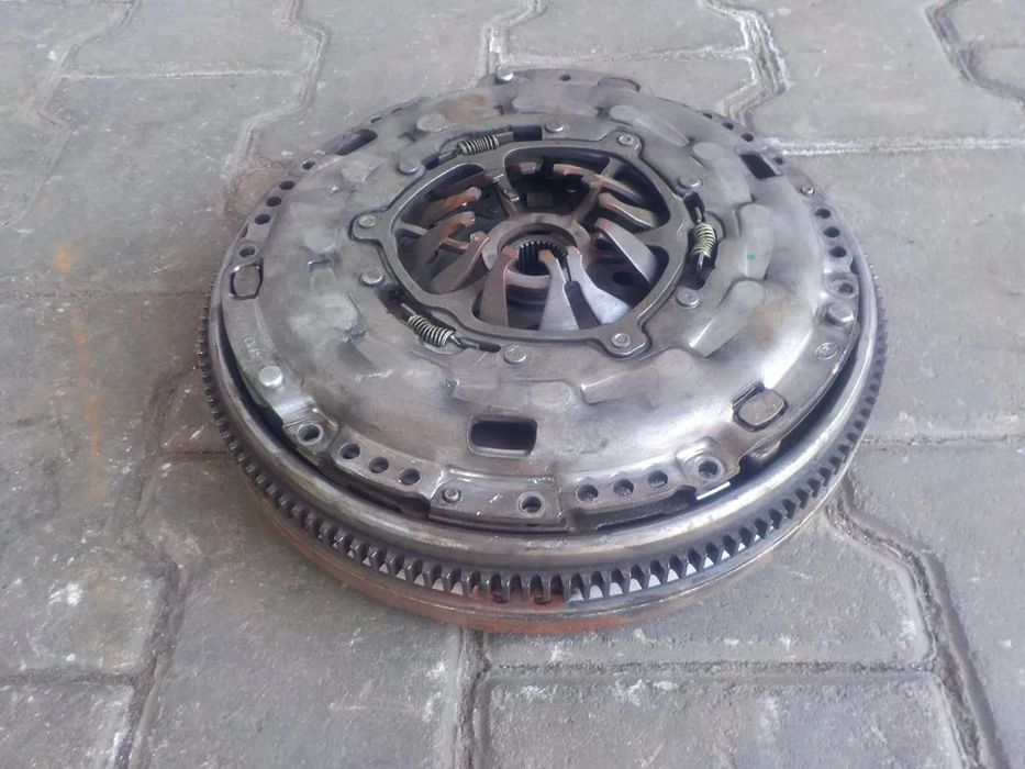 VW T5 1.9 2.0 TDI KOŁO DWUMASOWE SPRZĘGŁO ŁADNE