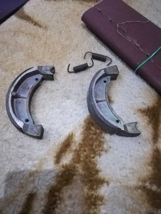 Продам колодки на скутер