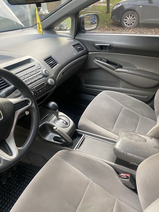 HONDA civik 1.8 автомат