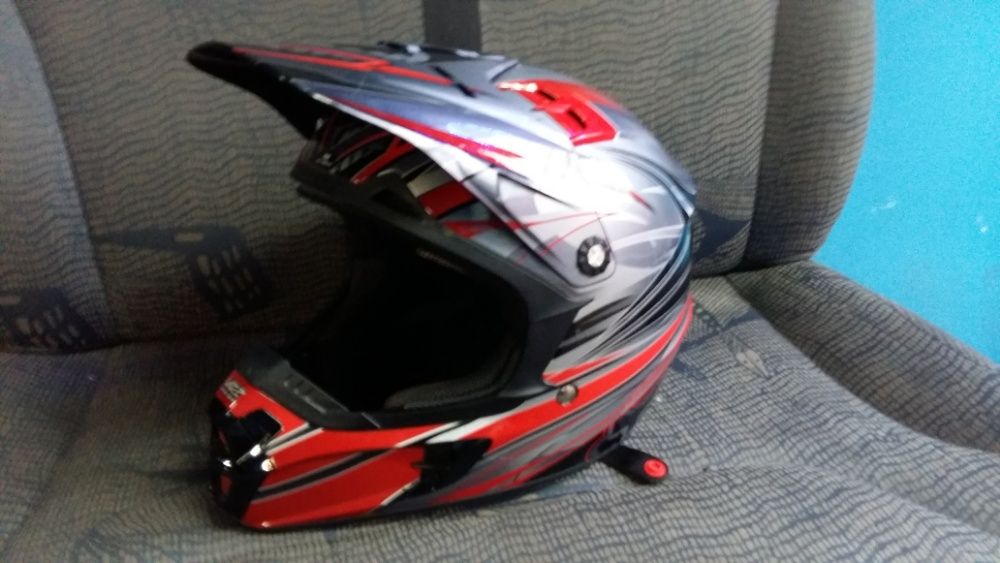 продам шлем FOX V2 мотокросс эндуро