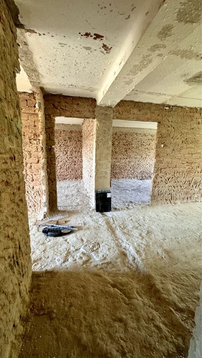 Продам 3-комнатную квартиру с кухней гостиной р-н 9 школа