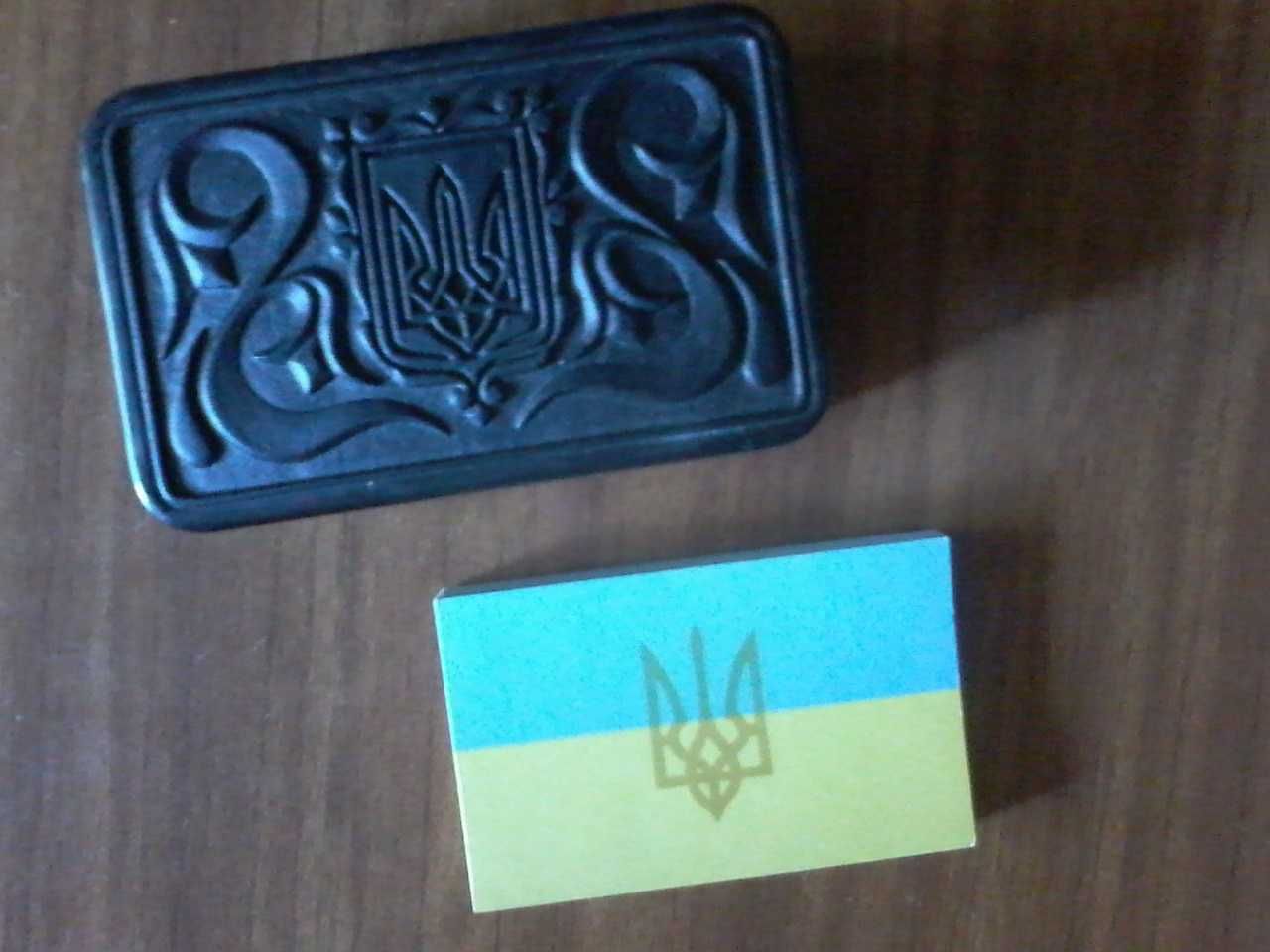 Шкатулка с Гербом Украины, визитные карточки