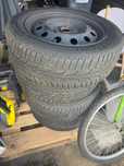 Opony z felgami 185/60 R15 T
