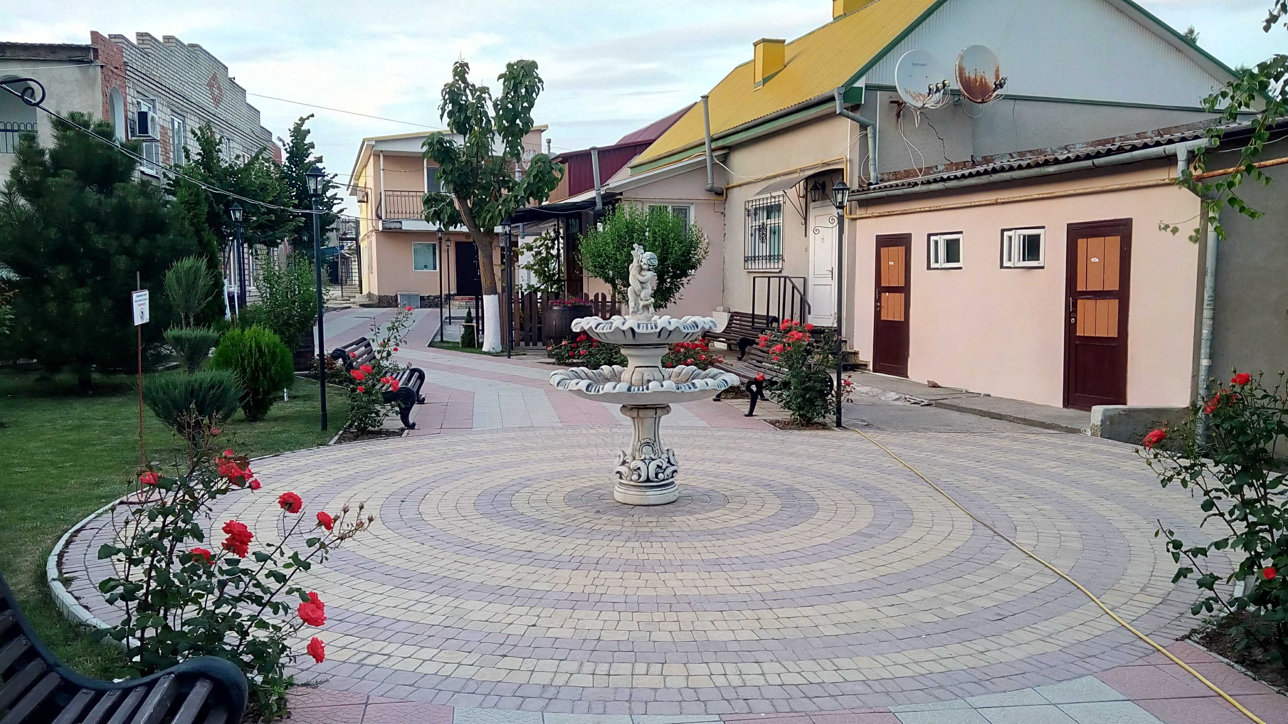Комнаты у моря (первая линия)