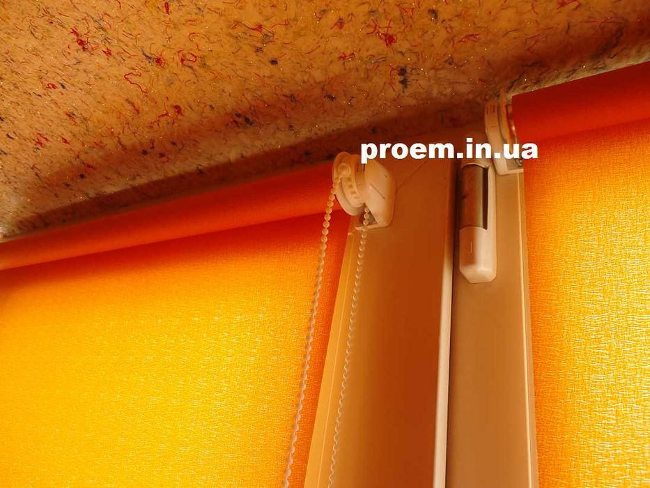 Ролети на вікна недорого. Виготовимо за вашими розмірами у Вінниці