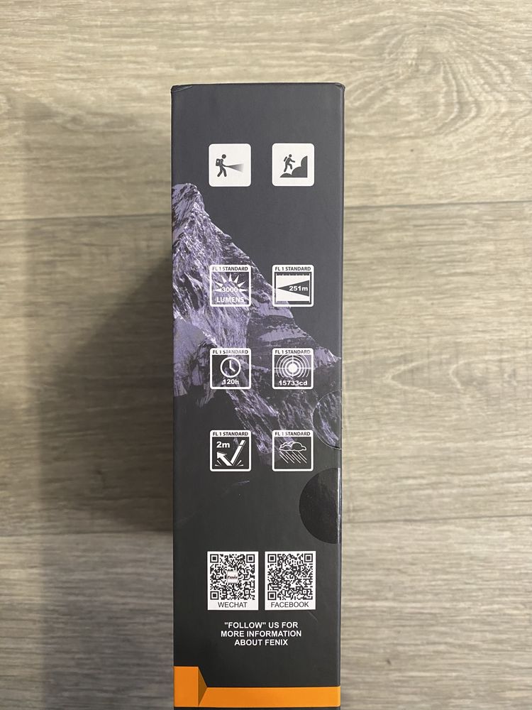 Ліхтар налобний Fenix HP30R V2.0 з акумулятором