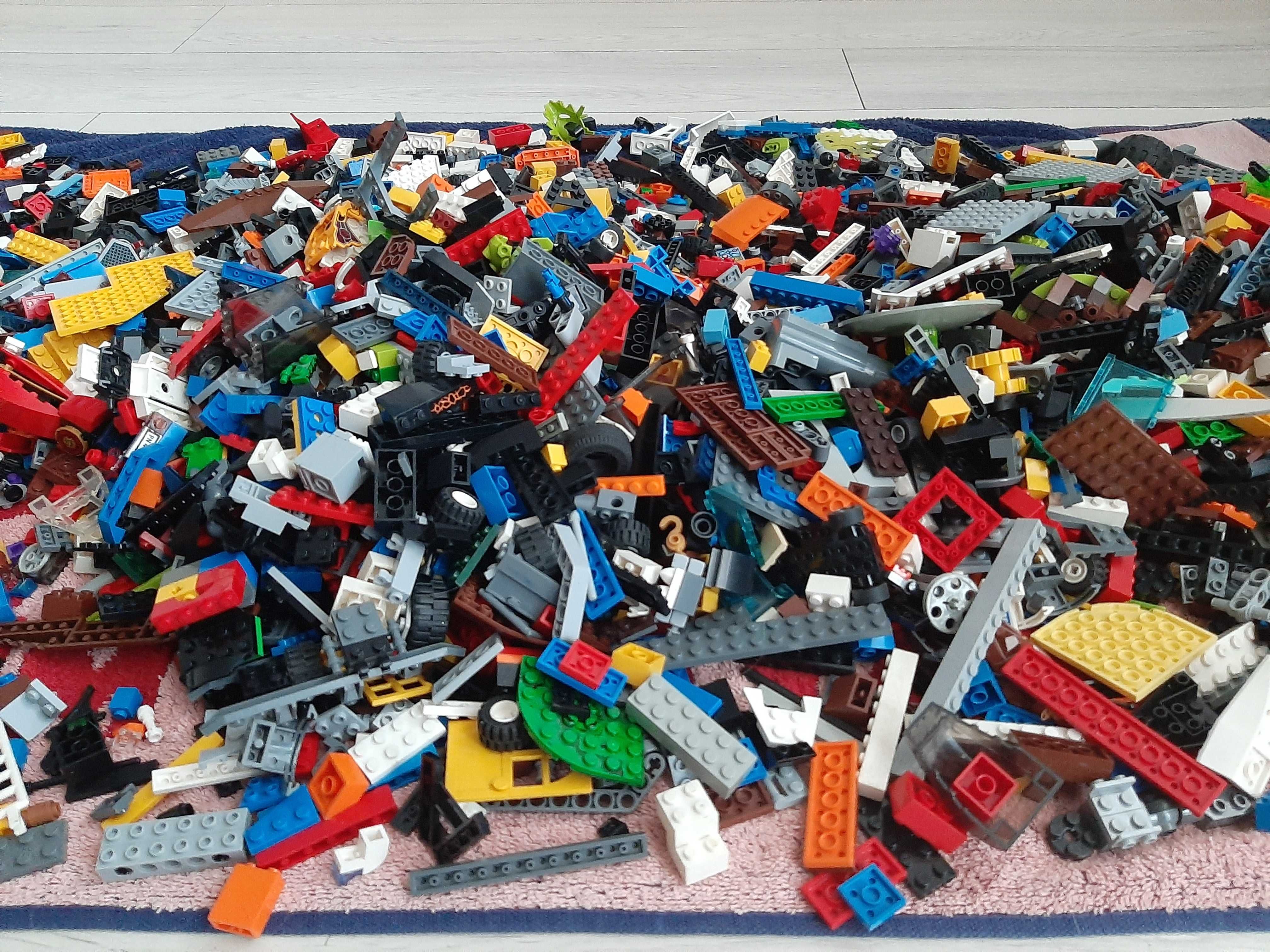 Mix klocków LEGO 3 KG zapraszam