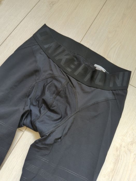 Чоловічі компресійні легінси тайси Nike L