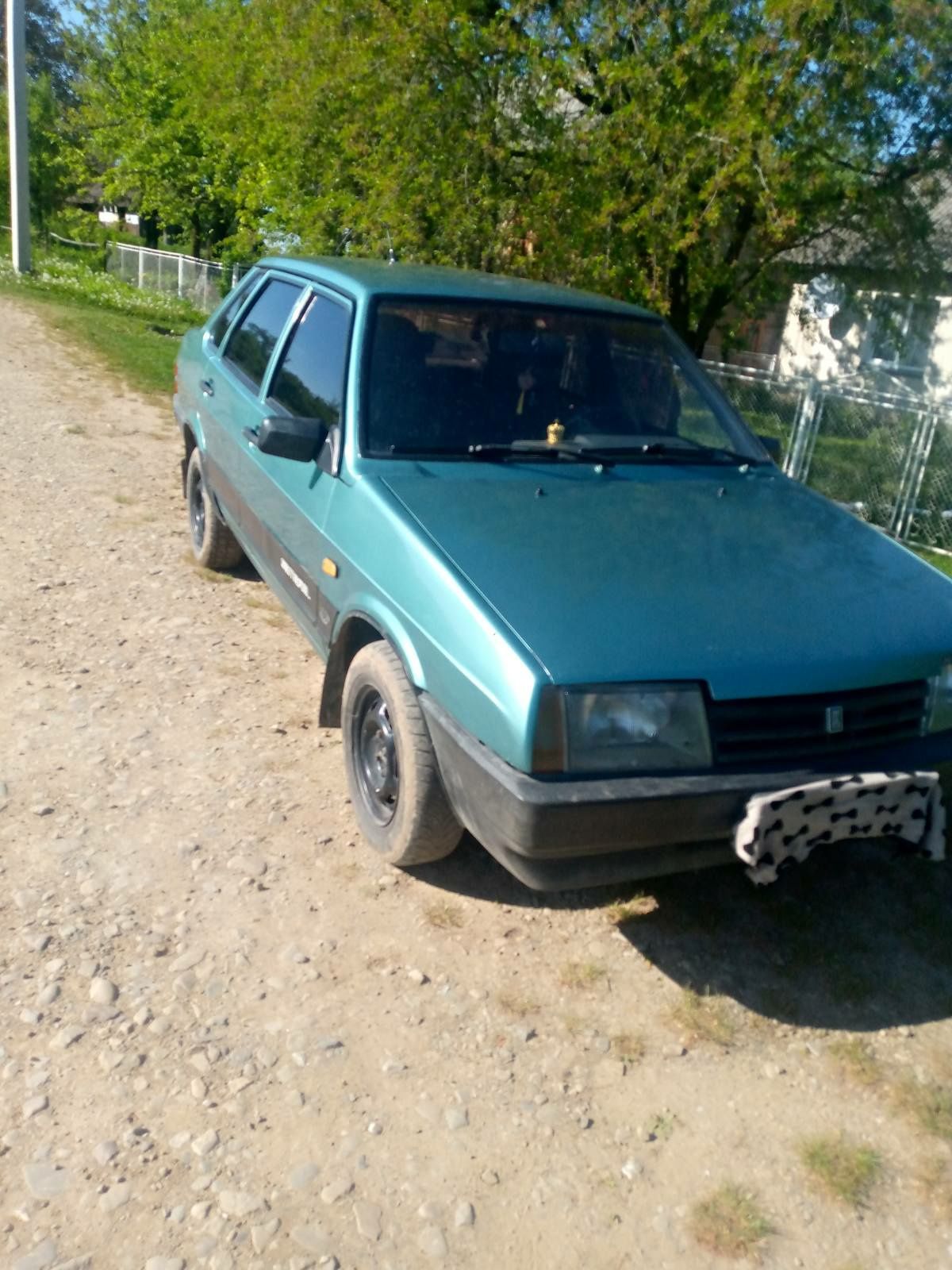 Продам автомобіль ВАЗ 21099 .