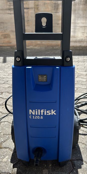 Máquina de Lavar de Alta Pressão NILFISK  C 120.6. (como nova)