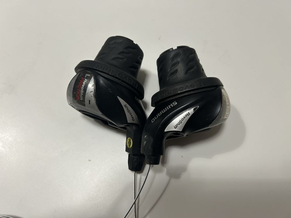 Manetki Shimano RevoShift 3x6 (stan BDB)
